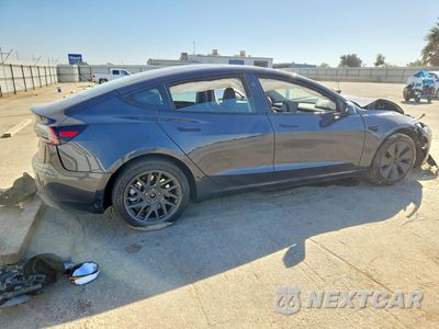 Trzecie zdjęcie samochodu z tyłu: 2025 TESLA MODEL 3 VIN:5YJ3E1EA5SF024661 - miniatura