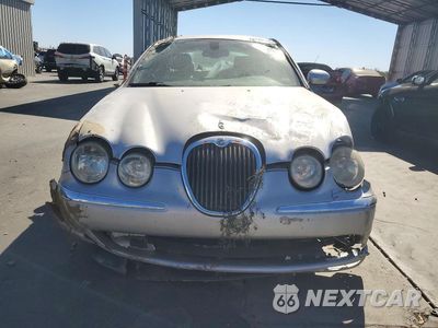 Piąte zdjęcie samochodu w środku: 2004 JAGUAR S-TYPE VIN:SAJEA01T14FN09112 - miniatura
