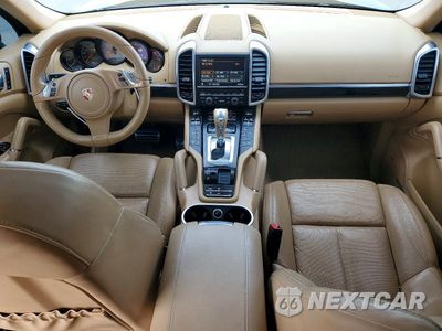 Zdjęcie 8 z 13 samochodu: 2012 PORSCHE CAYENNE S VIN:WP1AB2A22CLA41628 - miniatura
