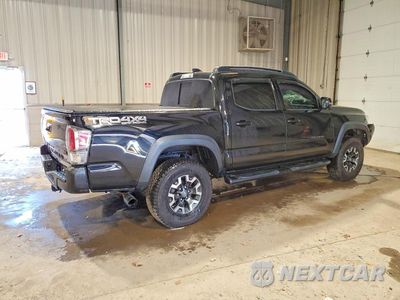 Trzecie zdjęcie samochodu z tyłu: 2020 TOYOTA TACOMA TRD OFF-ROAD VIN:3TMCZ5AN2LM288549 - miniatura