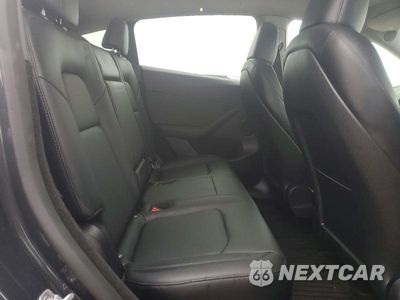 Zdjęcie 10 z 13 samochodu: 2024 TESLA MODEL Y VIN:7SAYGDEE1RA302406 - miniatura