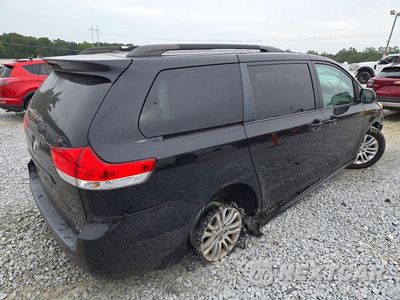 Trzecie zdjęcie samochodu z tyłu: 2012 TOYOTA SIENNA XLE 8-PASSENGER VIN:5TDYK3DC9CS269604 - miniatura