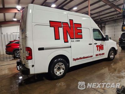 Trzecie zdjęcie samochodu z tyłu: 2016 NISSAN NV 3500 HD SV VIN:1N6AF0LYXGN817037 - miniatura