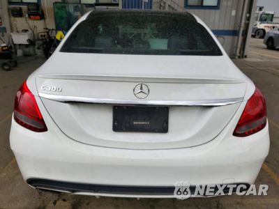 Zdjęcie 6 z 13 samochodu: 2017 MERCEDES-BENZ C 300 VIN:55SWF4JB4HU229907 - miniatura
