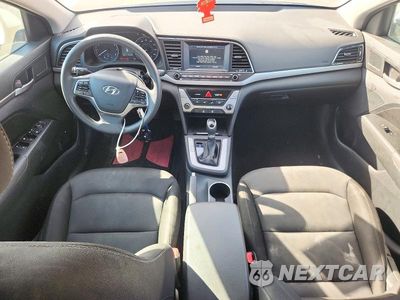 Zdjęcie 8 z 12 samochodu: 2018 HYUNDAI ELANTRA SEL VIN:5NPD84LF6JH246041 - miniatura