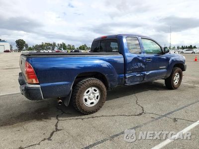 Trzecie zdjęcie samochodu z tyłu: 2008 TOYOTA TACOMA BASE VIN:5TETX22N08Z542255 - miniatura