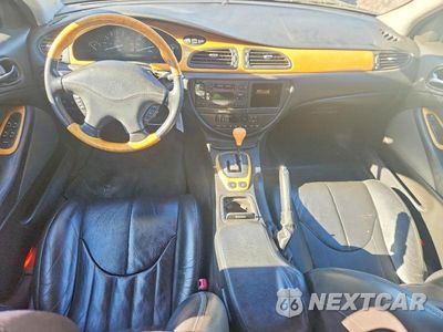 Zdjęcie 8 z 12 samochodu: 2000 JAGUAR S-TYPE VIN:SAJDA01C1YFL13883 - miniatura