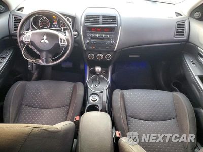 Zdjęcie 8 z 13 samochodu: 2011 MITSUBISHI OUTLANDER SPORT SE VIN:JA4AR4AU1BZ022228 - miniatura