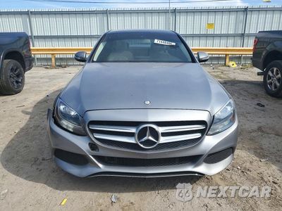 Piąte zdjęcie samochodu w środku: 2015 MERCEDES-BENZ C 300 4MATIC VIN:55SWF4KB6FU065815 - miniatura