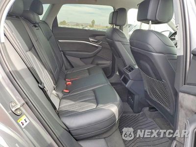 Zdjęcie 11 z 13 samochodu: 2019 AUDI E-TRON PRESTIGE VIN:WA1VABGEXKB019009 - miniatura
