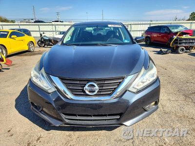 Piąte zdjęcie samochodu w środku: 2017 NISSAN ALTIMA VIN:1N4AL3AP9HC127886 - miniatura