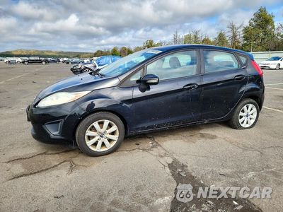 2013 FORD FIESTA SE 3FADP4EJ3DM227133 - główne zdjęcie licytacji z USA - miniatura