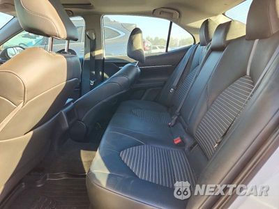 Zdjęcie 10 z 12 samochodu: 2019 TOYOTA CAMRY SE VIN:4T1B11HK6KU750446 - miniatura