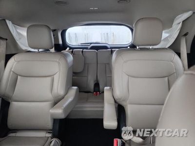 Zdjęcie 10 z 14 samochodu: 2023 FORD EXPLORER XLT VIN:1FMSK7DH9PGA31854 - miniatura