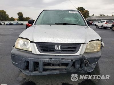 Piąte zdjęcie samochodu w środku: 1999 HONDA CR-V LX VIN:JHLRD1843XC074209 - miniatura