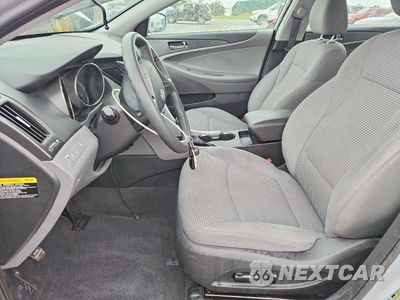 Zdjęcie 7 z 12 samochodu: 2012 HYUNDAI SONATA GLS VIN:5NPEB4AC1CH448609 - miniatura