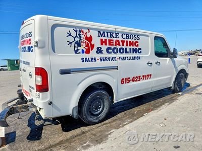Trzecie zdjęcie samochodu z tyłu: 2016 NISSAN NV 2500 HD SV VIN:1N6AF0KY5GN816346 - miniatura