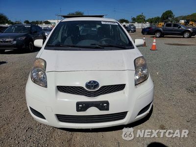Piąte zdjęcie samochodu w środku: 2009 TOYOTA YARIS BASE VIN:JTDKT903995243000 - miniatura