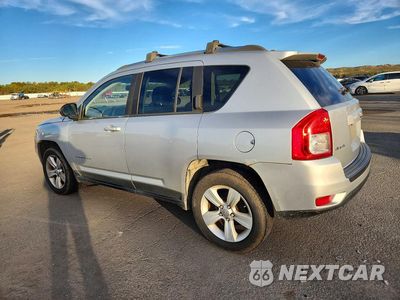 Drugie zdjęcie samochodu z przodu: 2013 JEEP COMPASS LATITUDE VIN:1C4NJDEB7DD253500 - miniatura