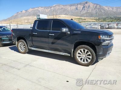 Czwarte zdjęcie samochodu z boku: 2020 CHEVROLET SILVERADO K1500 HIGH COUNTRY VIN:1GCUYHEL9LZ133996 - miniatura