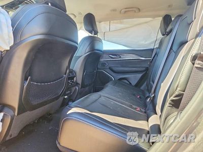Zdjęcie 10 z 12 samochodu: 2023 JEEP GRAND CHEROKEE LIMITED VIN:1C4RJHBGXPC621509 - miniatura