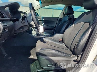 Zdjęcie 7 z 12 samochodu: 2019 KIA OPTIMA S VIN:5XXGT4L32KG377479 - miniatura