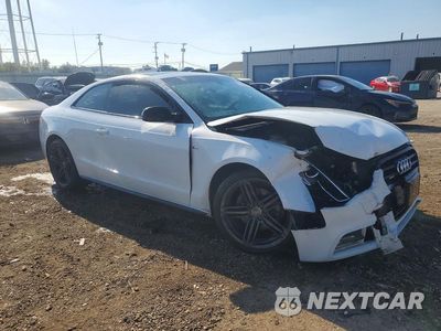 Czwarte zdjęcie samochodu z boku: 2014 AUDI A5 PREMIUM PLUS VIN:WAUMFAFR4EA035182 - miniatura