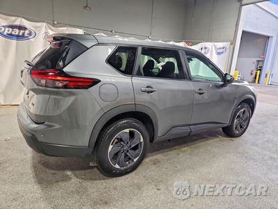 Trzecie zdjęcie samochodu z tyłu: 2024 NISSAN ROGUE SV VIN:5N1BT3BA9RC702669 - miniatura