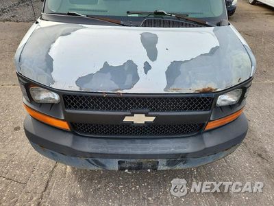 Zdjęcie 12 z 13 samochodu: 2003 CHEVROLET EXPRESS G2500 VIN:1GCFG25X831209296 - miniatura