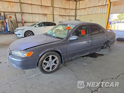 1998 TOYOTA CAMRY LE JT2BG22K1W0177382 - główne zdjęcie licytacji z USA - miniatura