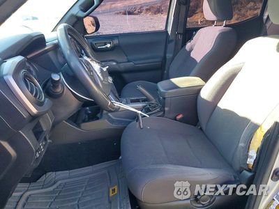 Zdjęcie 7 z 13 samochodu: 2018 TOYOTA TACOMA TRD OFF-ROAD VIN:3TMCZ5AN6JM173336 - miniatura