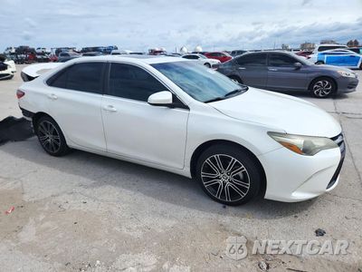 Czwarte zdjęcie samochodu z boku: 2016 TOYOTA CAMRY SPECIAL EDITION VIN:4T1BF1FK5GU145099 - miniatura