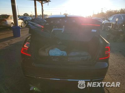 Zdjęcie 6 z 12 samochodu: 2022 VOLVO S60 T8 RECHARGE INSCRIPTION VIN:7JRBR0FL2NG174264 - miniatura