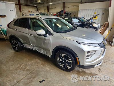 Czwarte zdjęcie samochodu z boku: 2026 MITSUBISHI ECLIPSE CROSS SE VIN:JA4ATWAA2TZ030973 - miniatura