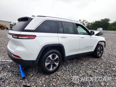 Trzecie zdjęcie samochodu z tyłu: 2024 JEEP GRAND CHEROKEE LIMITED 4XE VIN:1C4RJYB63RC720943 - miniatura