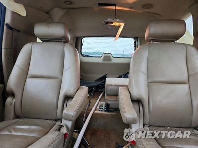 Zdjęcie 10 z 13 samochodu: 2009 CHEVROLET SUBURBAN C1500 LTZ VIN:1GNFC36J79R219380 - miniatura