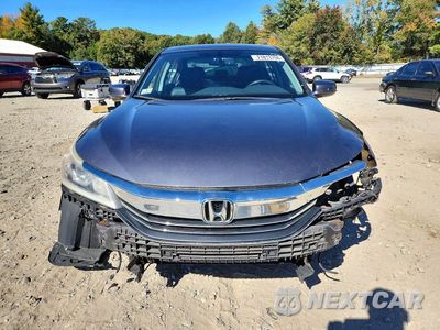Piąte zdjęcie samochodu w środku: 2017 HONDA ACCORD EXL VIN:1HGCR2F83HA229842 - miniatura