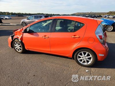 Drugie zdjęcie samochodu z przodu: 2013 TOYOTA PRIUS C THREE VIN:JTDKDTB31D1031683 - miniatura