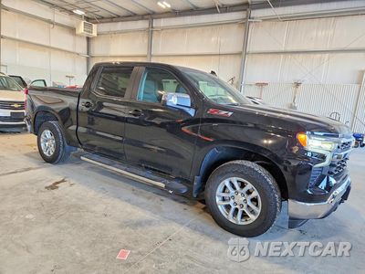 Czwarte zdjęcie samochodu z boku: 2026 CHEVROLET SILVERADO K1500 LT VIN:1GCUKDED5TZ111660 - miniatura