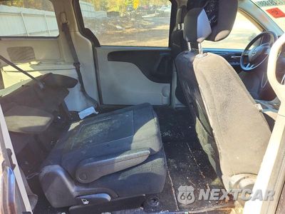 Zdjęcie 11 z 13 samochodu: 2016 DODGE GRAND CARAVAN SXT VIN:2C4RDGCG1GR388224 - miniatura