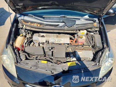 Zdjęcie 11 z 12 samochodu: 2011 TOYOTA PRIUS THREE VIN:JTDKN3DU0B0285861 - miniatura