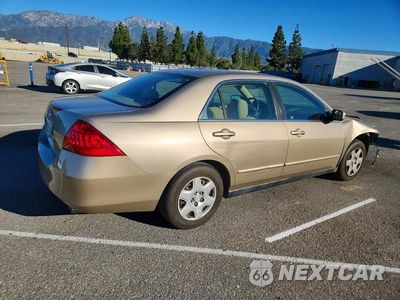 Trzecie zdjęcie samochodu z tyłu: 2006 HONDA ACCORD LX VIN:1HGCM56426A065350 - miniatura