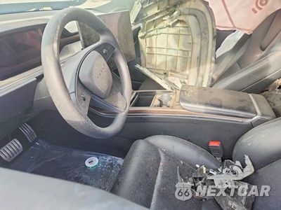 Zdjęcie 7 z 14 samochodu: 2022 TESLA MODEL S VIN:5YJSA1E52NF491101 - miniatura