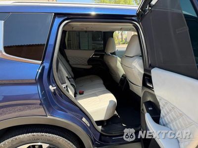 Zdjęcie 6 z 11 samochodu: 2023 MITSUBISHI OUTLANDER SEL VIN:JA4J3VA88PZ052831 - miniatura