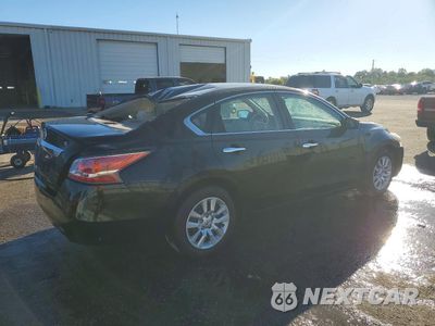 Trzecie zdjęcie samochodu z tyłu: 2015 NISSAN ALTIMA 2.5 S VIN:1N4AL3AP6FC181630 - miniatura