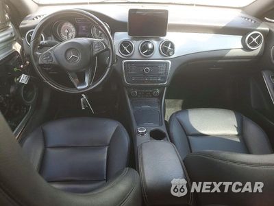 Zdjęcie 8 z 13 samochodu: 2015 MERCEDES-BENZ CLA 250 VIN:WDDSJ4EBXFN170326 - miniatura