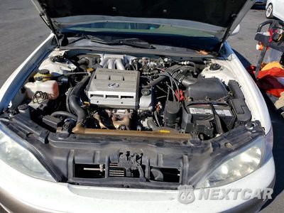 Zdjęcie 11 z 12 samochodu: 1998 LEXUS ES 300 VIN:JT8BF28G2W5022225 - miniatura
