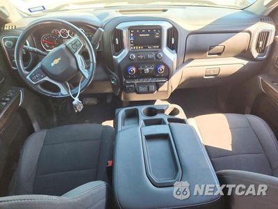 Zdjęcie 8 z 12 samochodu: 2021 CHEVROLET SILVERADO C1500 LT VIN:3GCPWCED8MG109687 - miniatura