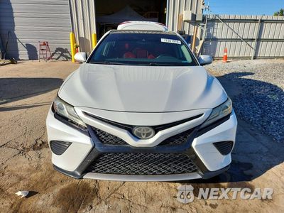 Piąte zdjęcie samochodu w środku: 2019 TOYOTA CAMRY XSE VIN:4T1B61HK3KU792171 - miniatura