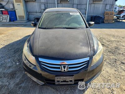 Piąte zdjęcie samochodu w środku: 2011 HONDA ACCORD LXP VIN:1HGCP2F47BA043604 - miniatura